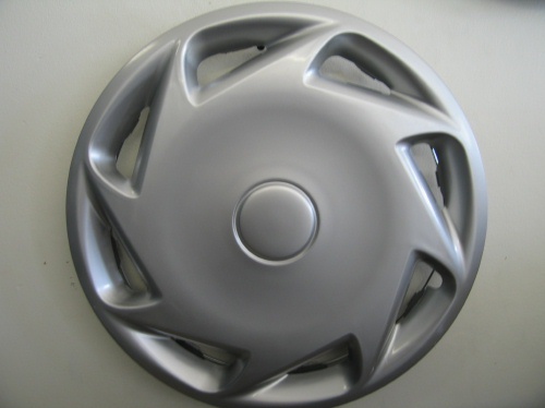 89-00 Volvo replica hubcaps