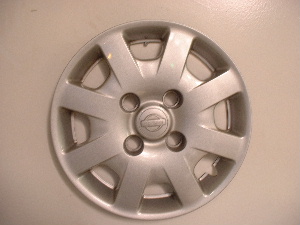 00-02 Sentra wheel covers