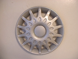 98-00 Esteem hubcaps