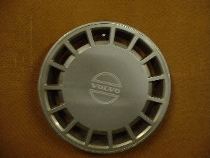 89-94 Volvo hubcaps