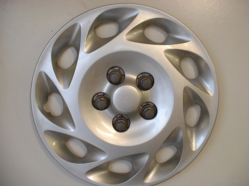 00-02 Saturn L 15" wheel covers