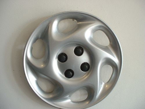 01-02 Saturn S 15" wheel covers